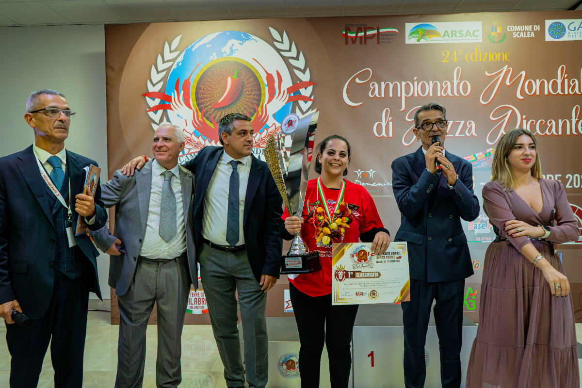Scalea - Grande successo per il XXIV Campionato Mondiale di Pizza Piccante -