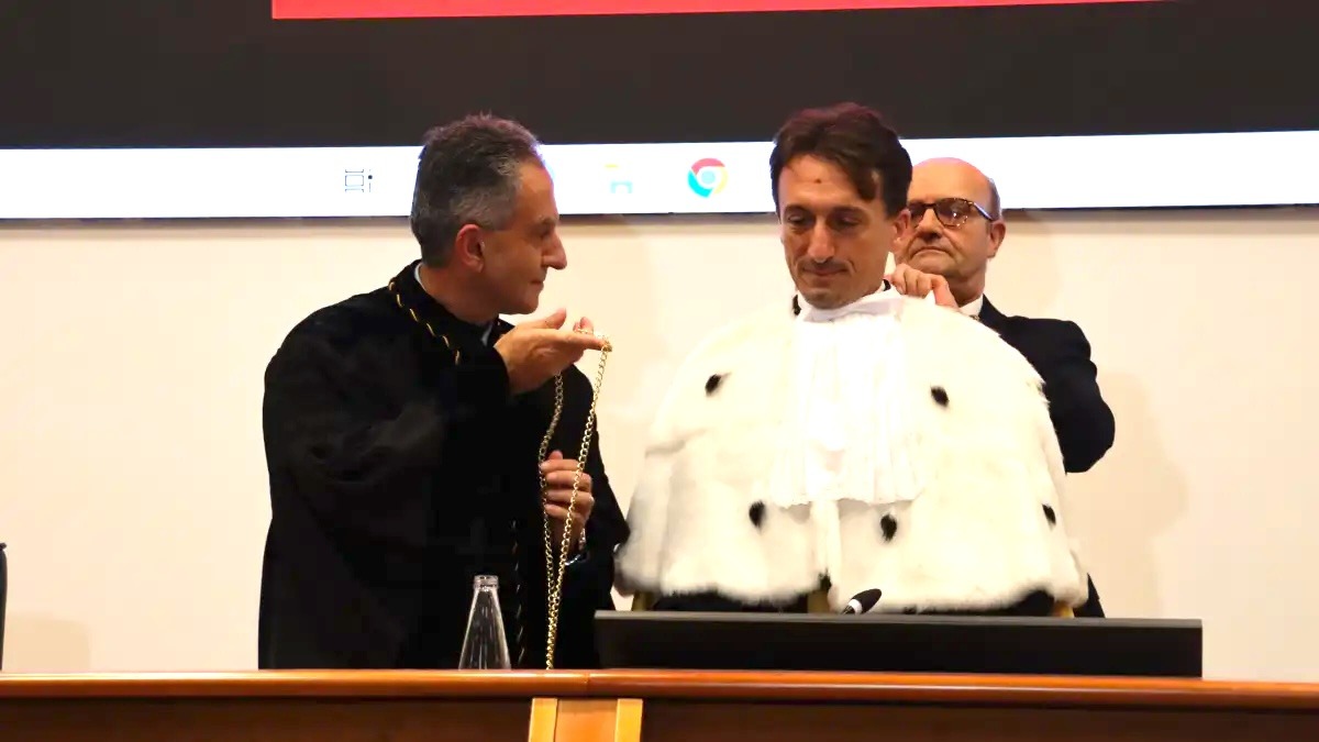 Unical, cambio al vertice: Leone passa l’ermellino a Gianluigi Greco -