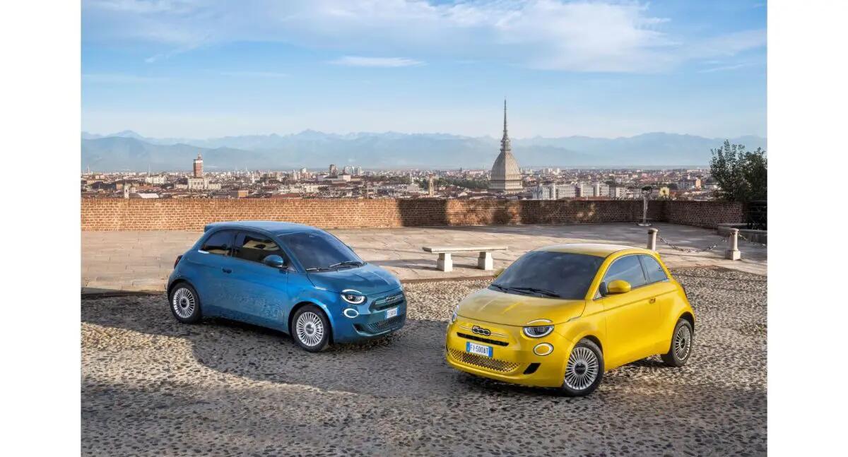 La nuova 500 Hybrid Torino protagonista della Fiat Torino City Marathon -