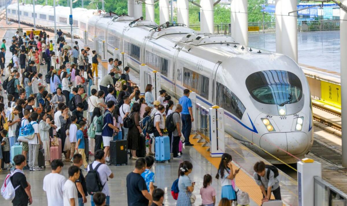 Cina: 50,6 mld di viaggi passeggeri interregionali nei primi 9 mesi del 2025 - 
