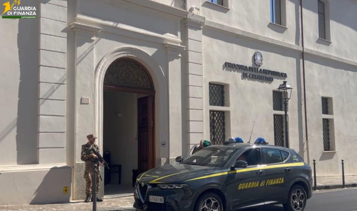 Confisca di beni da un 1 milione per sorvegliato speciale a Catanzaro - 