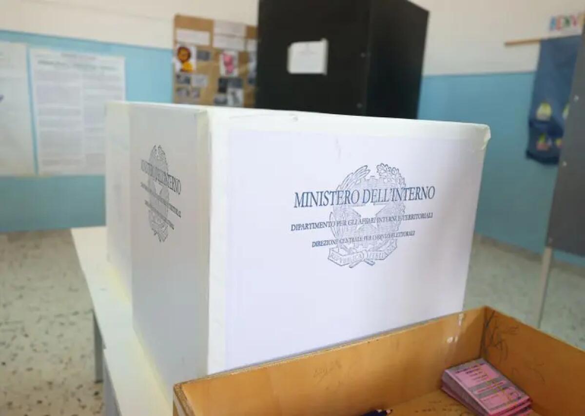 Elezioni regionali, riaperte le urne in Calabria: si vota fino alle 15 - 
