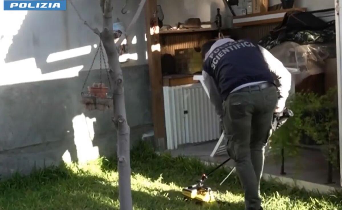 Duplice omicidio di due bambini, giovane madre arrestata nel reggino -
