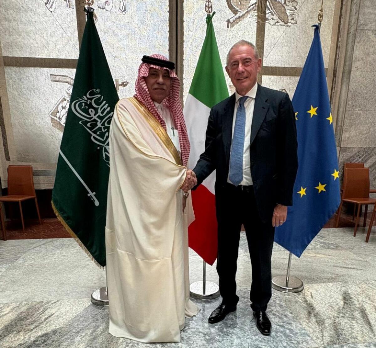 Italia-Arabia Saudita, Urso incontra il ministro del commercio Al-Kassabi -