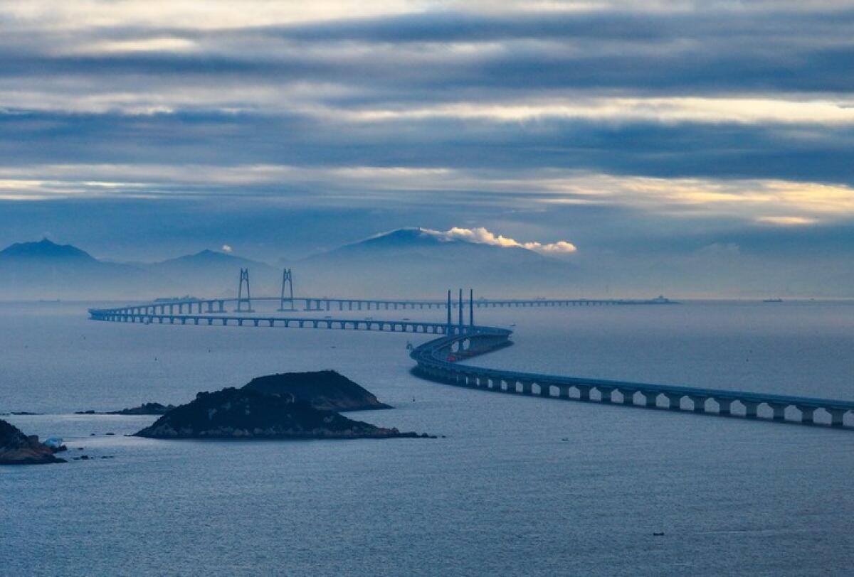 Cina: oltre 93 milioni di passeggeri in 7 anni sul ponte Hong Kong-Zhuhai-Macao -