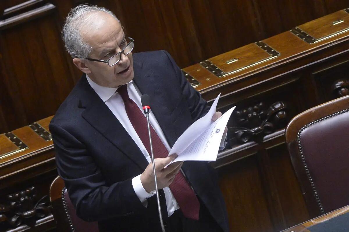 Piantedosi “Grave sottovalutare appelli alla rivolta sociale” - 