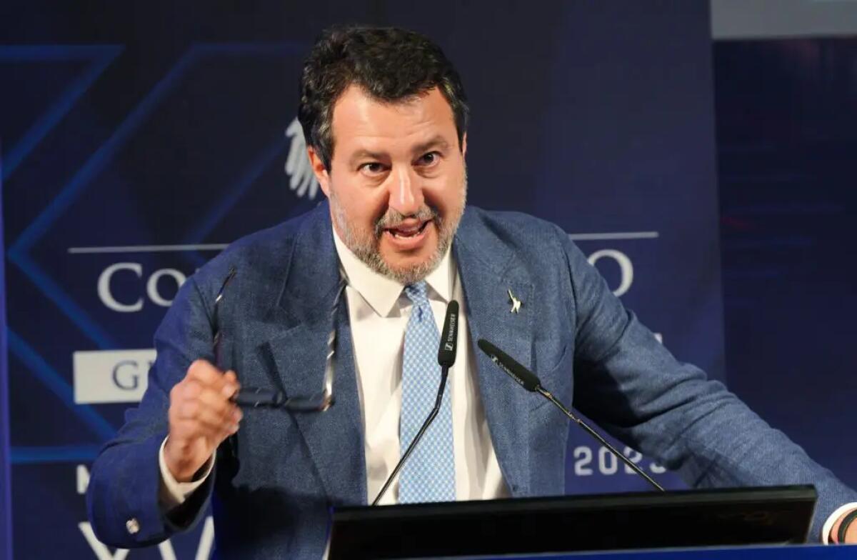 Lega, Salvini “Consiglio federale tranquillo, nessuna resa dei conti” -