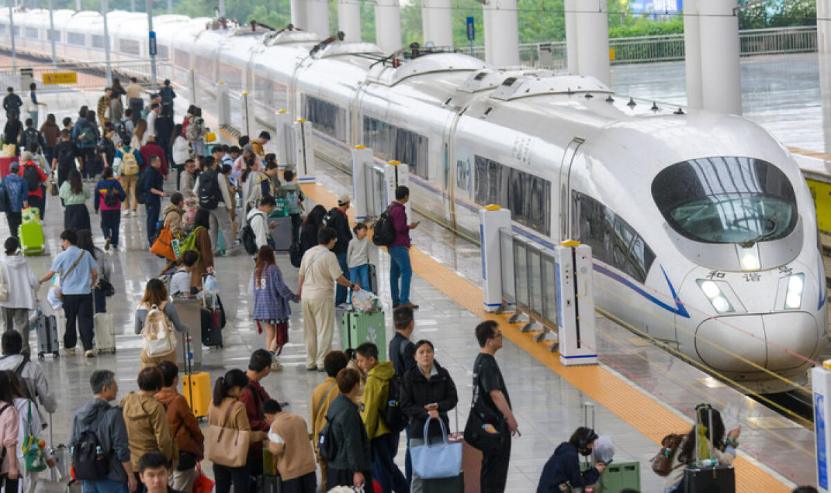 Cina: ferrovie, in aumento del 6% i viaggi passeggeri nei primi 9 mesi -