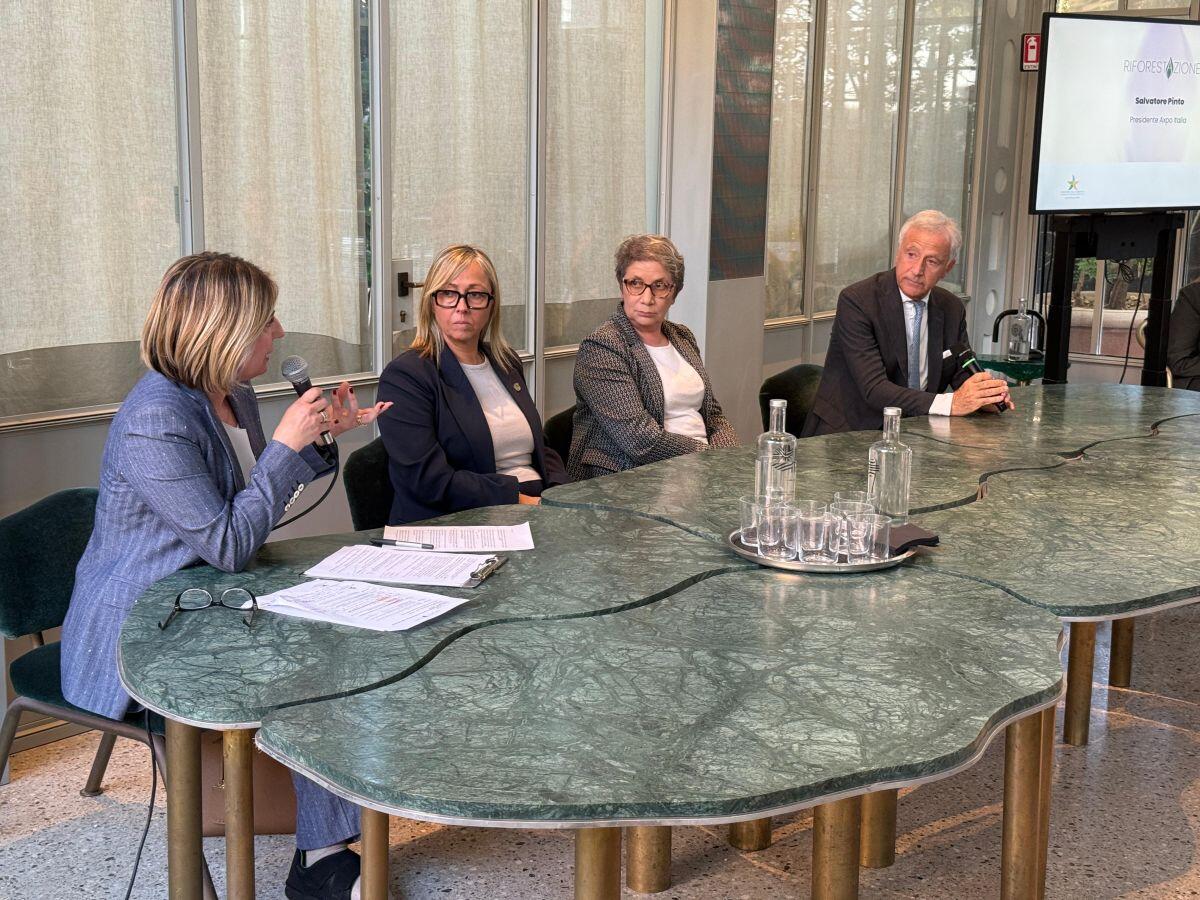 “RiforestAzione”, l’iniziativa del MASE con Axpo e Pulsee approda a Venezia -