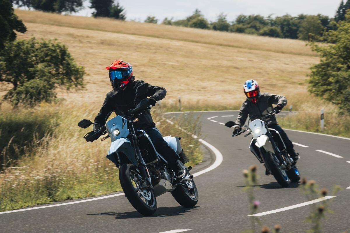 Arrivano le nuove Suzuki DR-Z4S e DR-Z4SM -