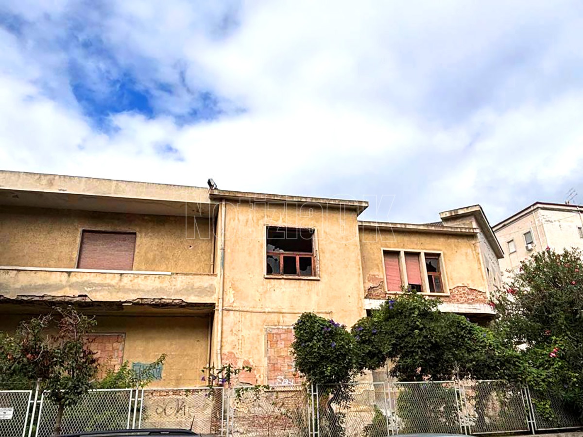 Ex-Dispensario-Asp-Crotone-Corso-messina-(Redazione-28.10.2025)2