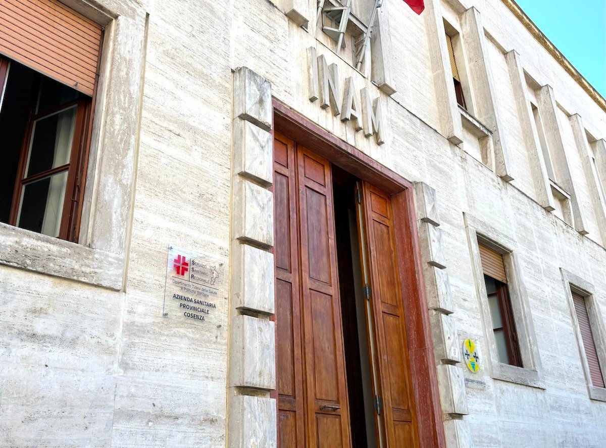 L’Asp di Cosenza introduce il sistema Rezum per il trattamento dell’ipertrofia prostatica -  