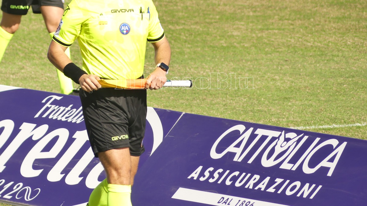 #CrotoneGiugliano | Un arbitro di Lanciano fischierà al “Scida” : ecco i precedenti  - arbitri redazione