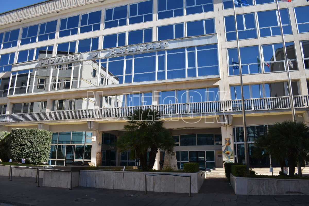 Catanzaro, bonifica viabilità provinciale nell’area urbana. La “soddisfazione” del consigliere Serò - 