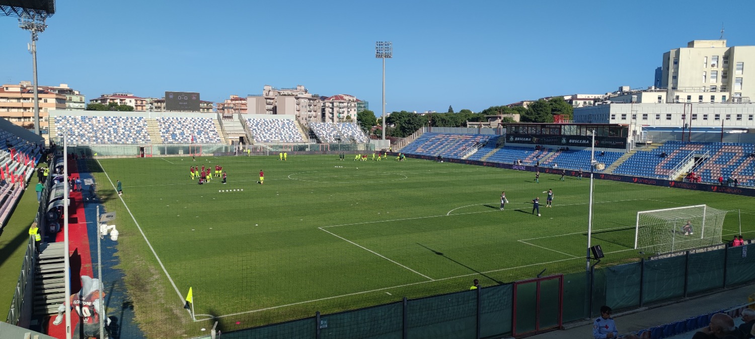 #CrotoneTrapani | Le formazioni: Murano e Gomez titolari, le scelte di mister Longo  - 
