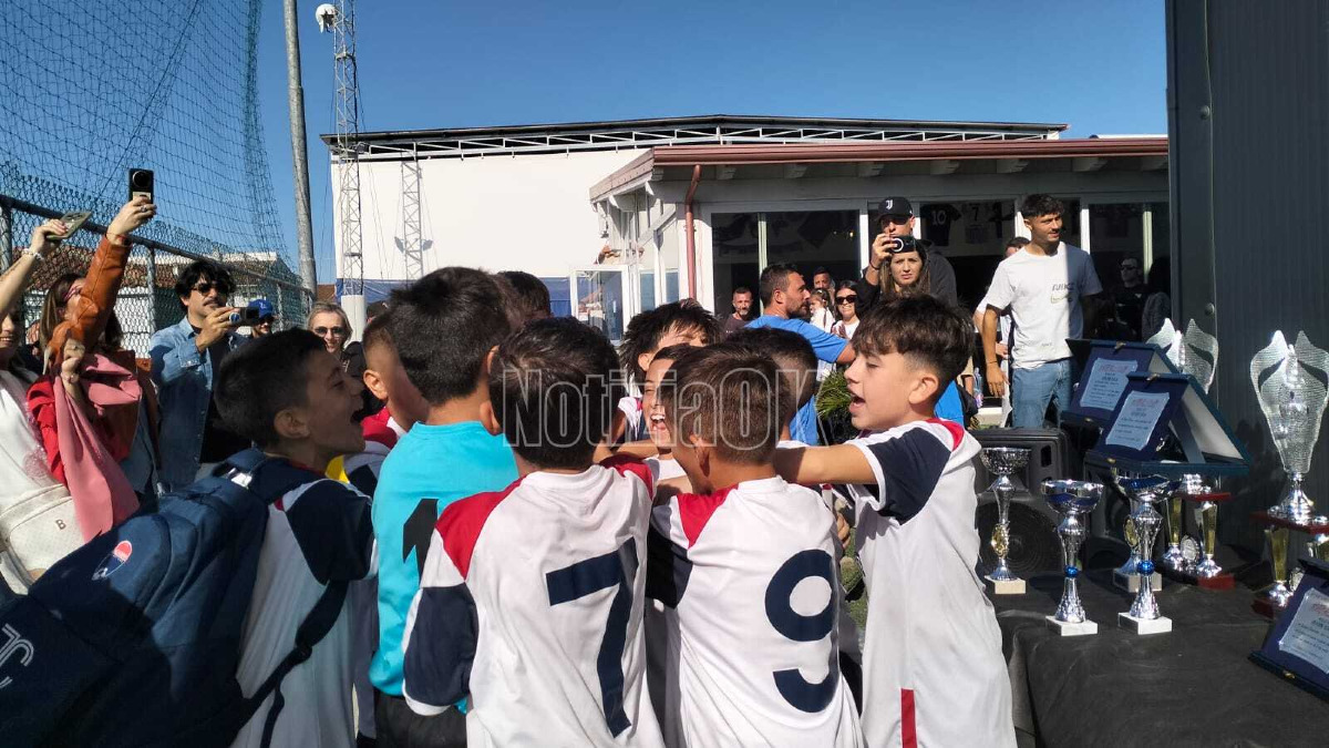 (Foto) Il calcio giovanile accende Isola di Capo Rizzuto e Crotone con la Verten Isola World Cup - 