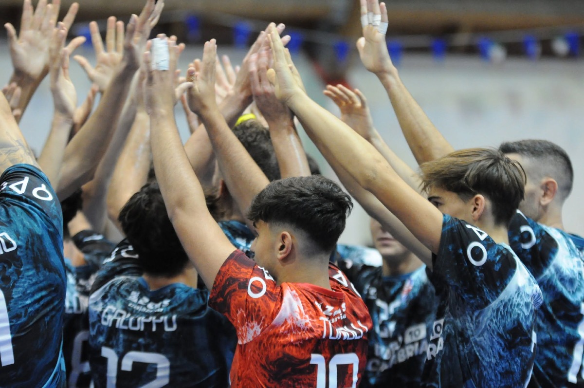 Pallavolo - Storica prima vittoria in Serie B per i Tritoni della Pallavolo Crotone - 