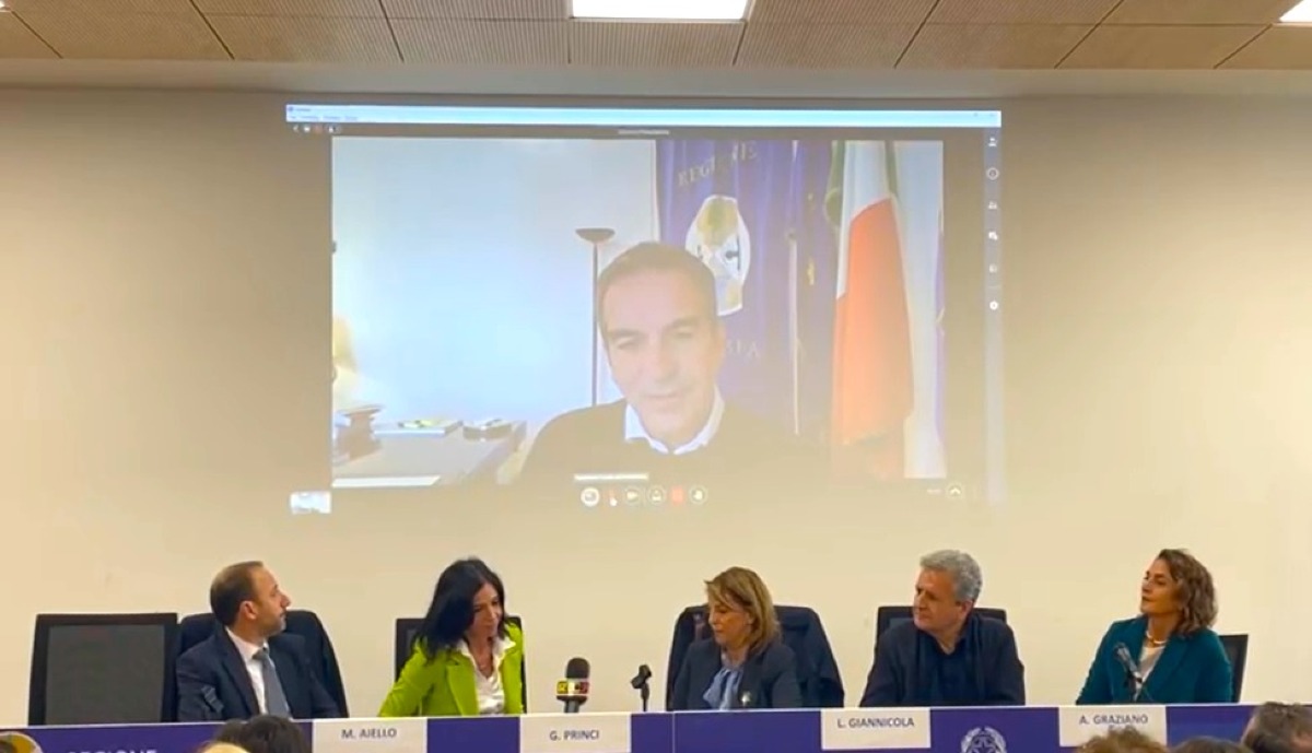 Benessere scolastico in Calabria: psicologi in 285 istituti per ascoltare e prevenire il disagio giovanile  - 