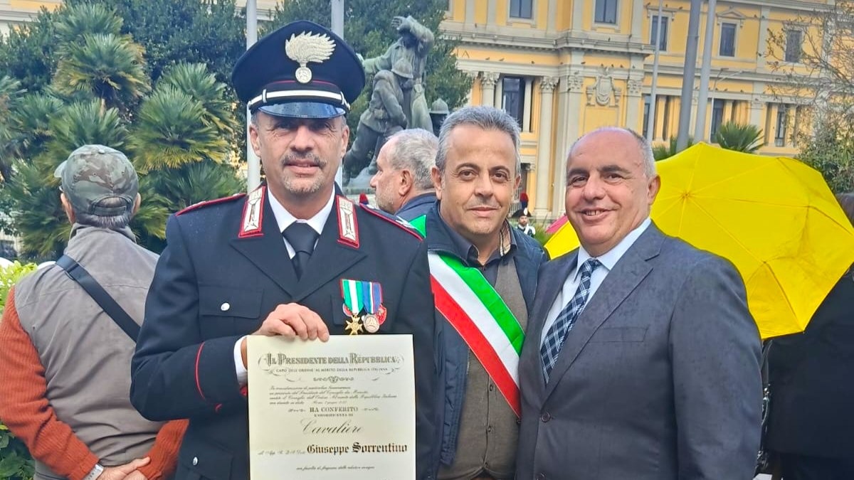 Vallefiorita, onorificenza al merito per l’Appuntato Scelto Q.S. Giuseppe Sorrentino: orgoglio per tutta la comunità - 