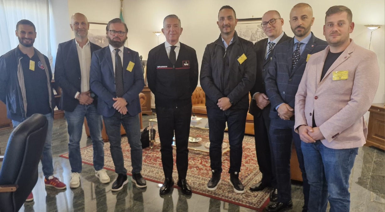 UNARMA ricevuta dal Comandante della Legione Carabinieri Calabria - 