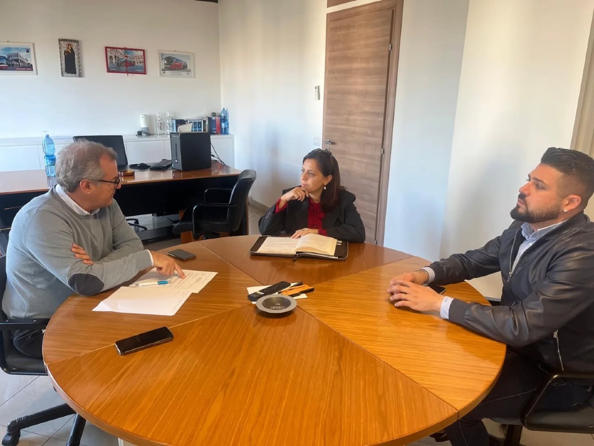 Isola C.R., trasporto scolastico: il Sindaco chiede l'aggiunta di ulteriori mezzi - 