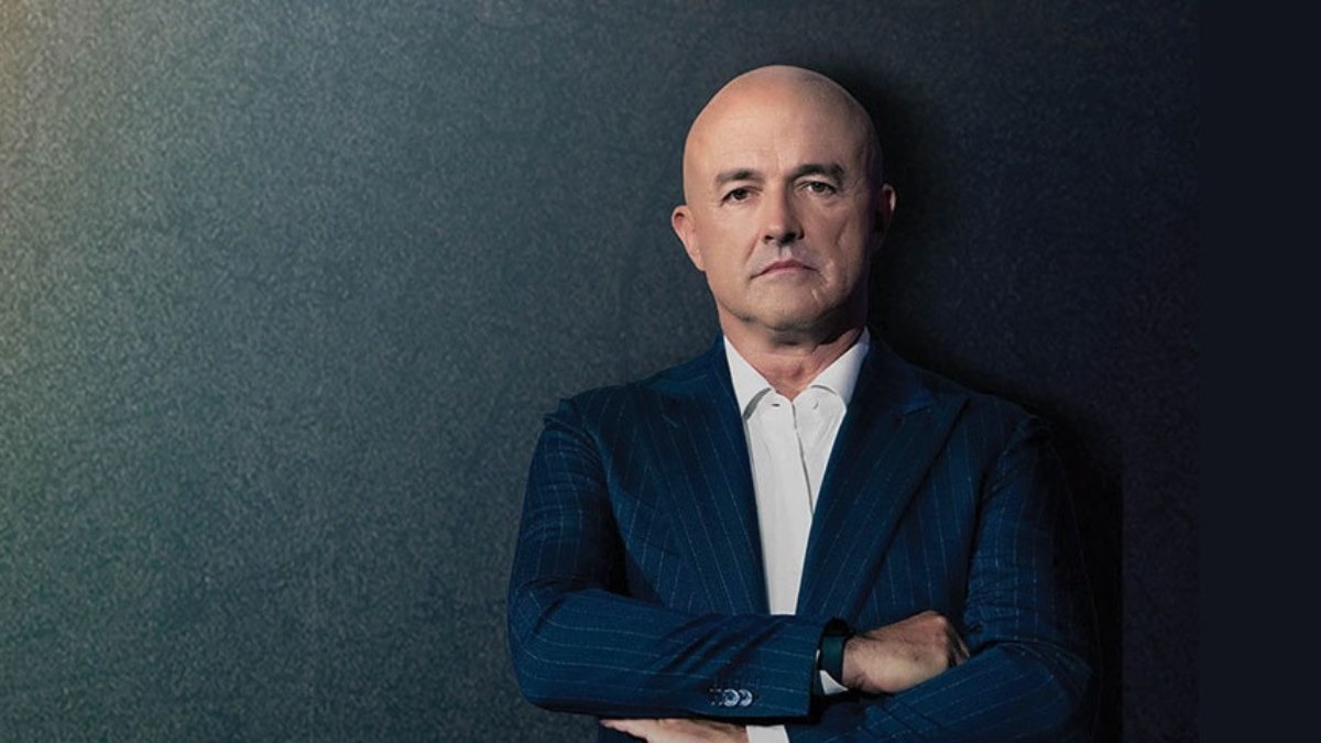 Gianluigi Nuzzi debutta a teatro con “La Fabbrica degli Innocenti” all’Auditorium Unical di Rende - 