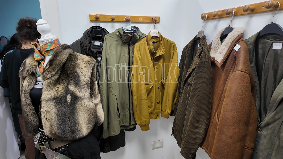 Fair Priced Vintage sbarca a Cosenza: il grande mercato del vintage europeo - 