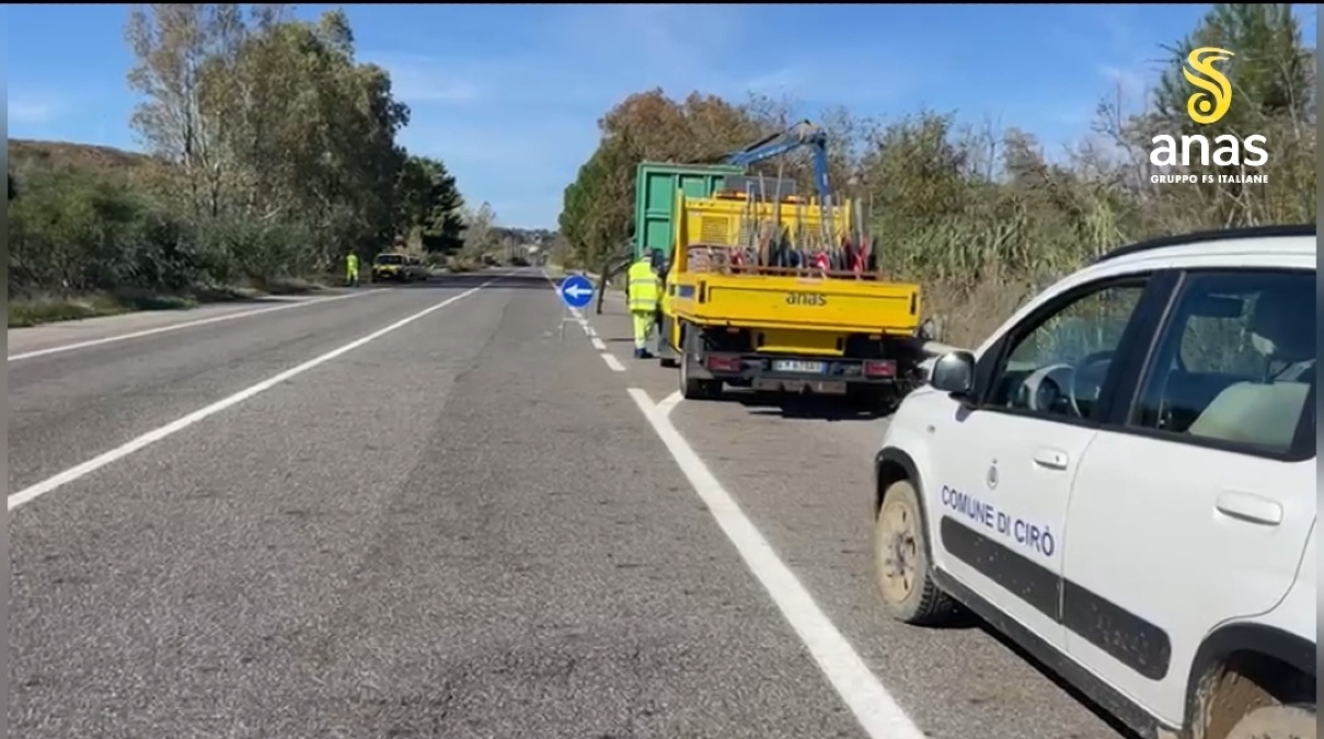 Anas e Comune di Cirò Marina insieme per la pulizia della S.s. 106 - 