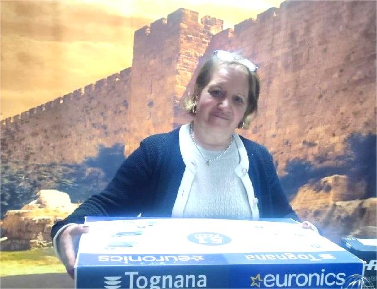 San Fili: Giuseppina Marino vince il Concorso “Torte d’Autunno” al 19° Forum del Castagno - 