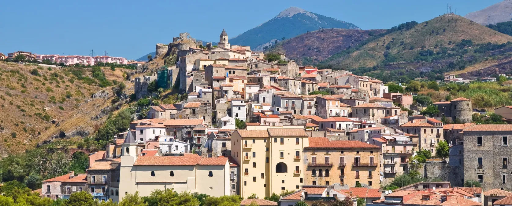 Scalea presenta la sua prima maschera ufficiale: nasce “Fraghila Gioia” - 