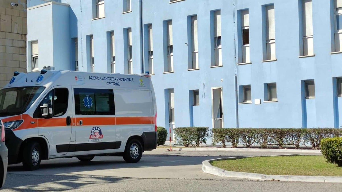 Crotone, spari nel quartiere Farina: ferito un 34enne - 