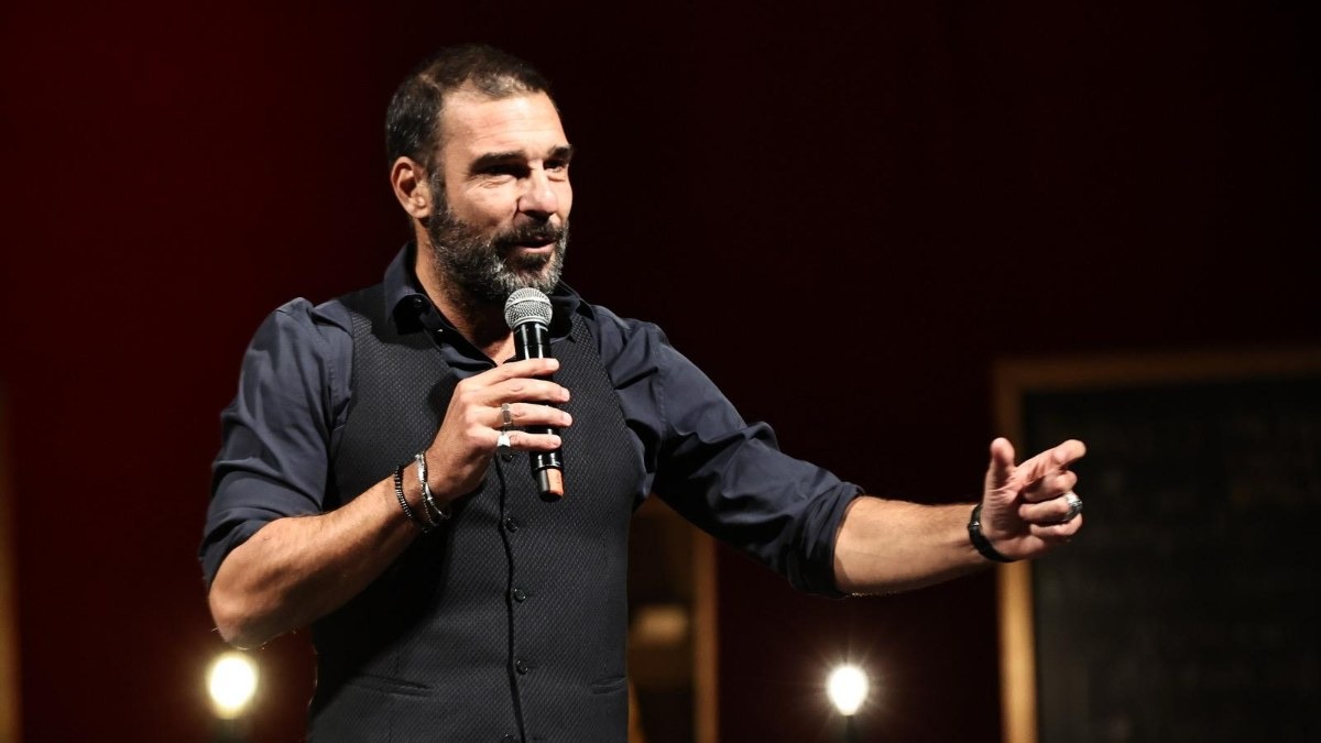 Edoardo Leo incanta Catanzaro: “Ti racconto una storia” chiude il Festival d’Autunno tra emozioni e applausi - 