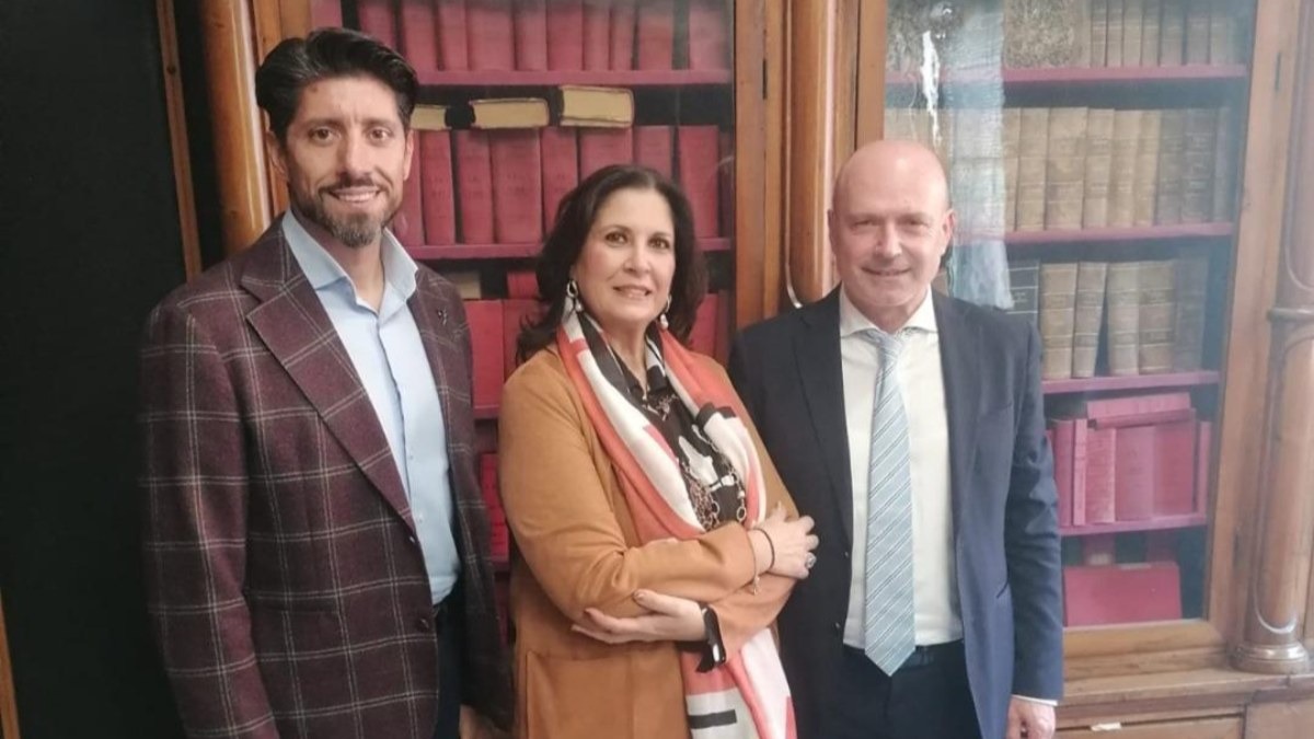 Giuseppe Calabretta porta in alto Crotone: è il primo basso laureato in canto lirico - 