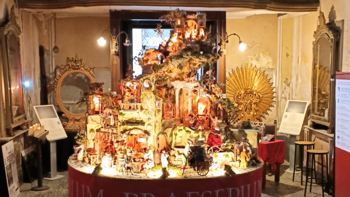 Napoli, nella chiesa di San Nicola a Pistaso torna “Praesepium”: il grande Presepio dell’Identità partenopea - 