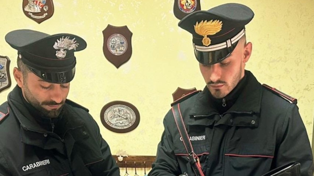 Arrestato a Palermiti 34enne per detenzione e spaccio di droga - 