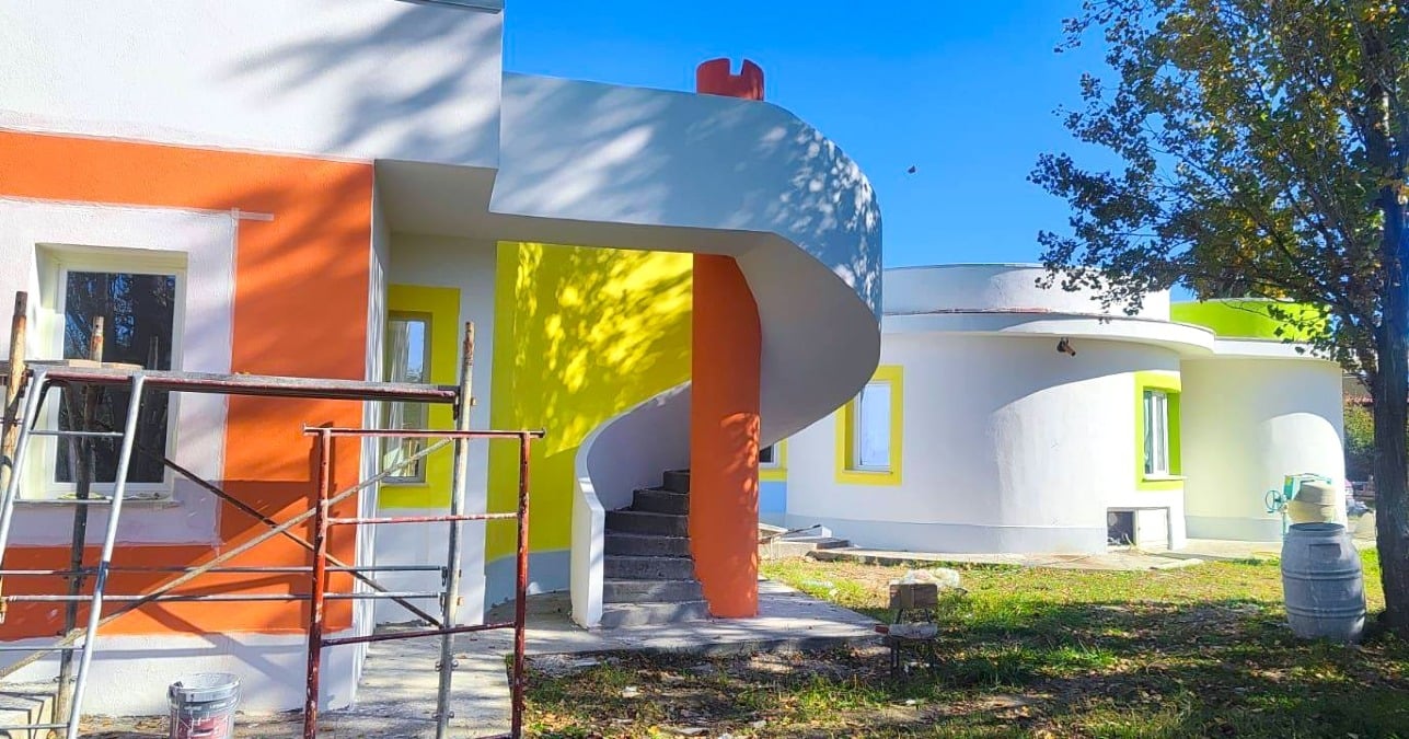 Villapiana, quasi conclusi i lavori di efficientamento energetico alla scuola dell’infanzia di Via delle Orchidee - 