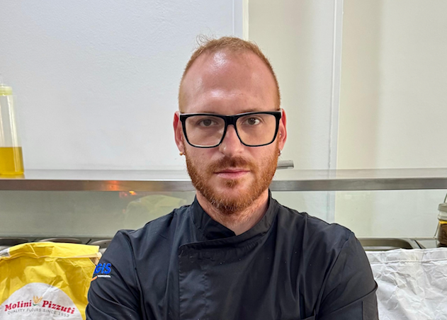 Belvedere Marittimo - Vincenzo Martorelli nel prestigioso libro 100 Pizze d’Italia - 