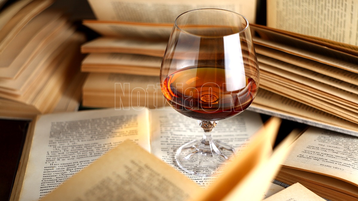 Crotone - AperiLibri Musicali per la Giornata contro la violenza sulle donne - 