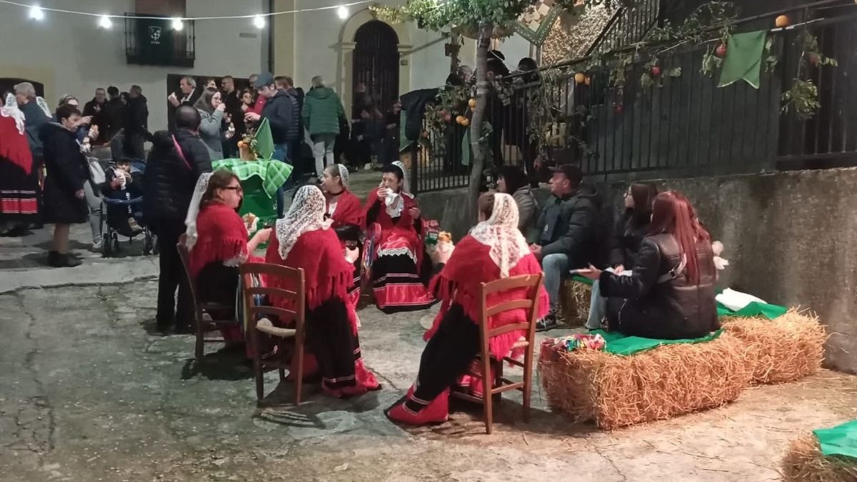  Bisignano - Grande partecipazione alla terza edizione di “San Martino nel Borgo” a Bisignano - 