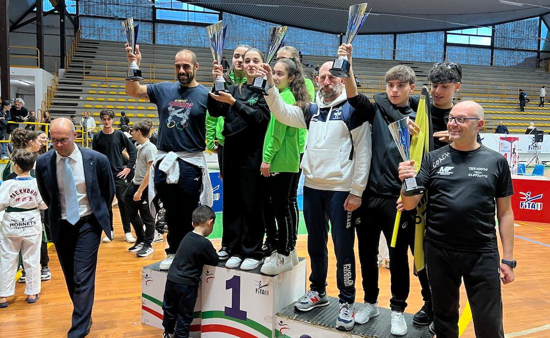 Catanzaro - Oltre 600 atleti al Campionato interregionale di taekwondo - 