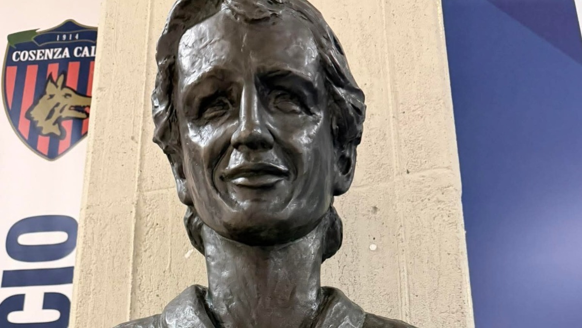 Il Cosenza Calcio ricorda Denis Bergamini  - 