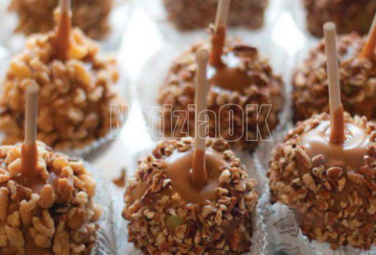 Le Ricette di Patrizia - Mele con mandorle al forno - 