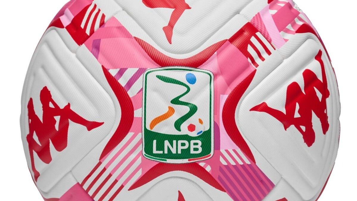 Serie B, un "Pallone Rosso" per calciare via la violenza sulle donne - 