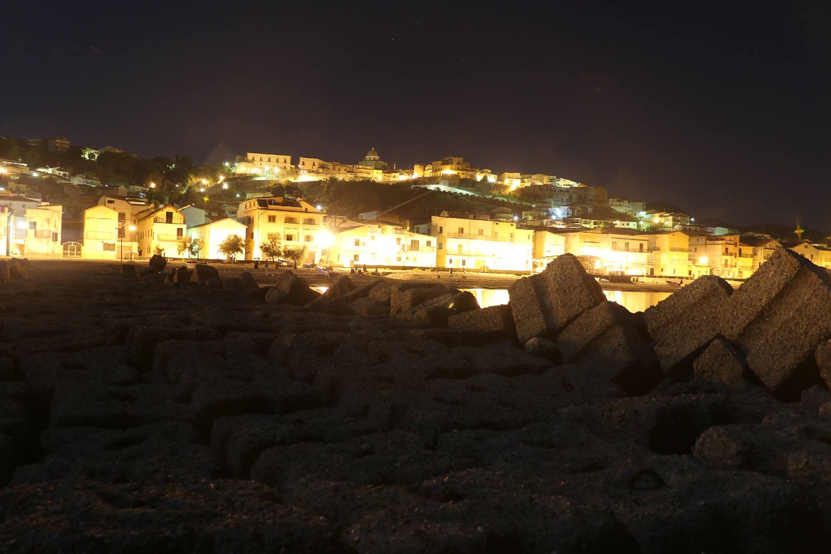 Cariati megafono per la pace: cittadina prescelta per il videoclip di Sky e MTV - 