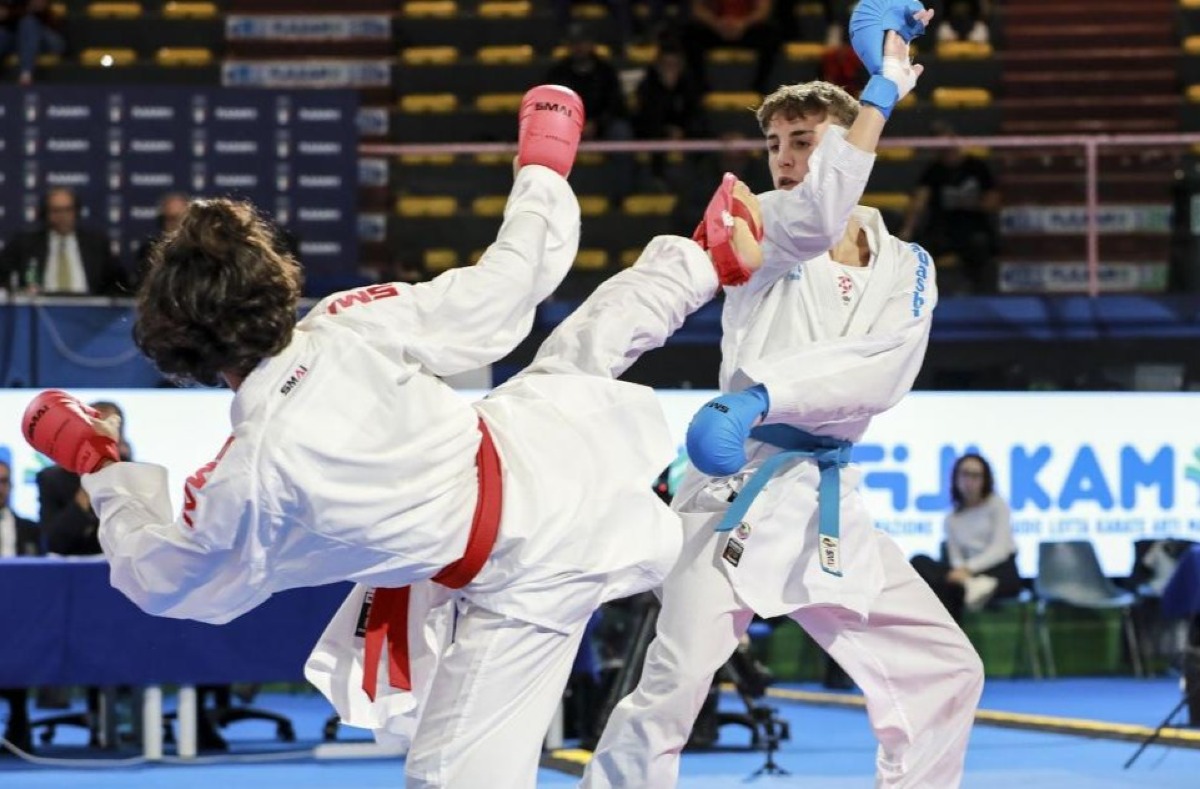 Karate - Orgoglio crotonese: Cafarda e Simbari dell'AKC accedono alle Finali Nazionali Juniores - 