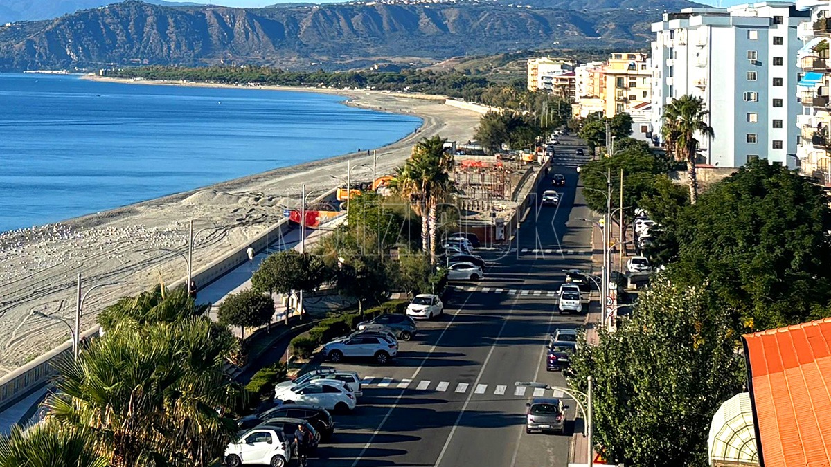 Catanzaro - Chiusura al traffico del lungomare per lavori sul ponte - 