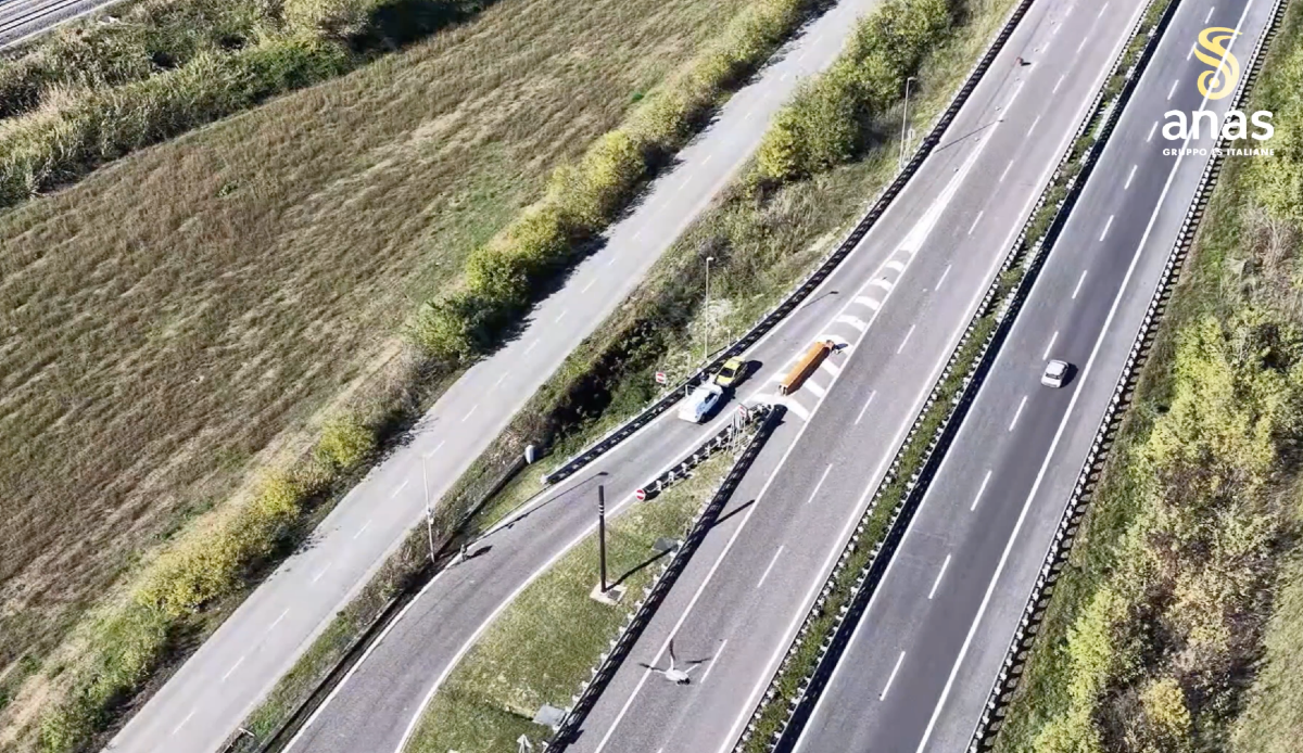 Cosenza - ANAS: simulazione soccorso con drone sulla A2 - 