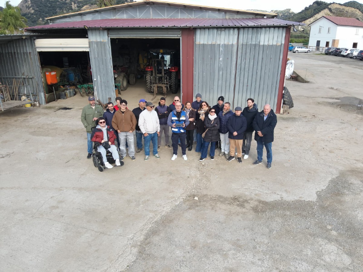 Droni in agricoltura, boom di adesioni al laboratorio formativo del GAL Kroton - 
