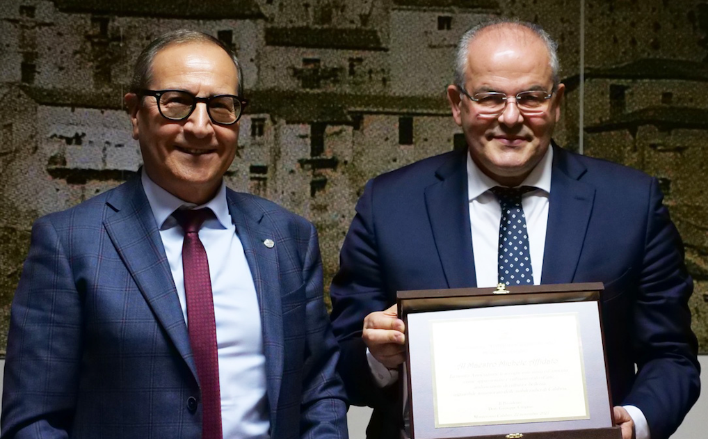 Monterosso Calabro celebra l’arte di Michele Affidato - 