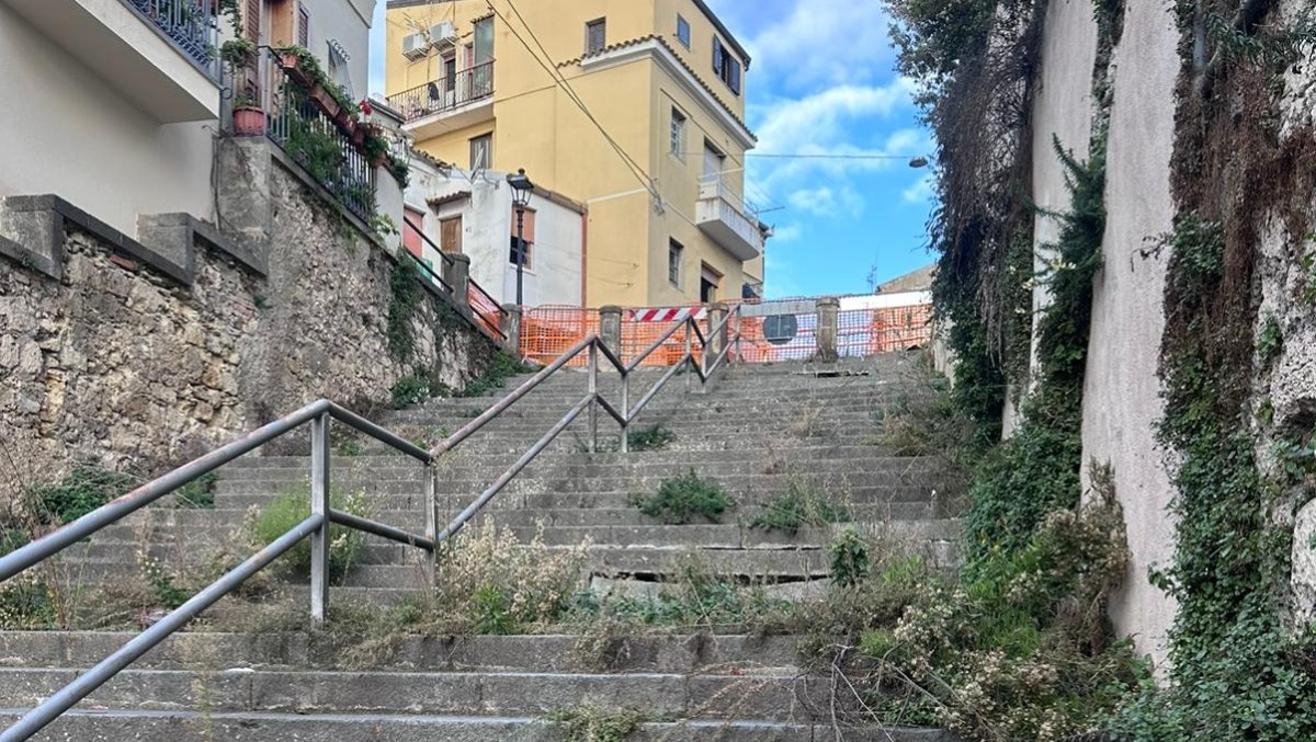 Catanzaro, Squillace: "Avviati lavori messa in sicurezza scalinata Vallotta" - 